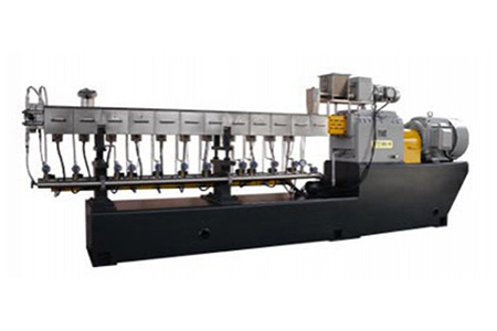 Co-Rotating Twin Screw Extruder